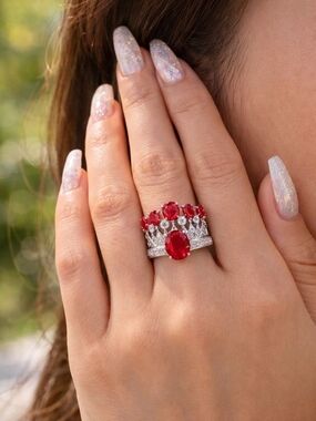 Silver Crown-Style Stackable Ring Set with Red Gemstones - Women Jewelry